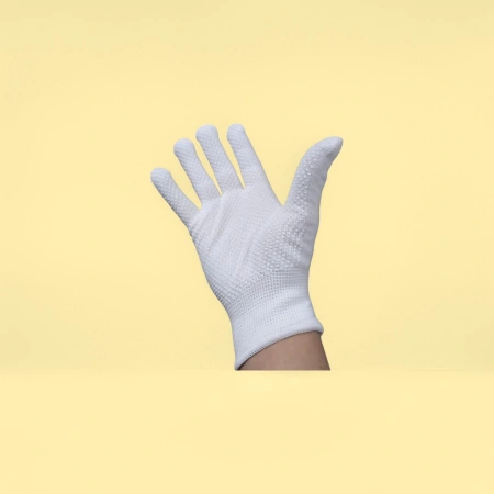 White labor protection gloves for women, warm and anti-slip, fingertip touch screen style White labor protection gloves for women, warm and anti-slip, fingertip touch screen style